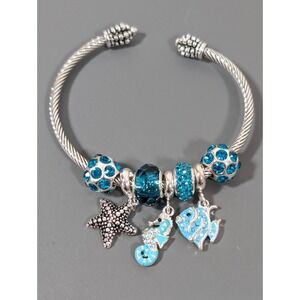 Beachy Boho Blue Rhinestone Charm Cuff Bracelet Starfish Seahorse 7 in Flex